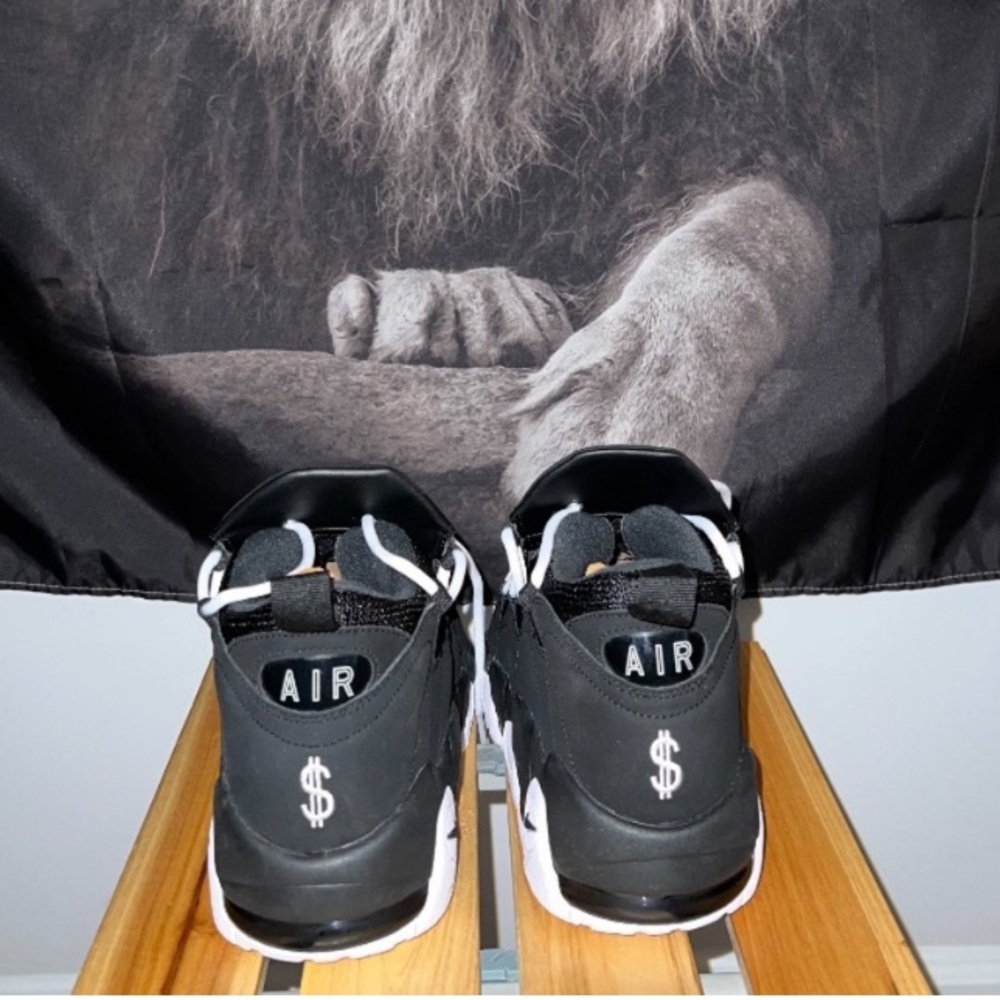 Nike Air More Money Sneakers - Picture 3 of 6